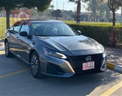 نيسان ألتيما